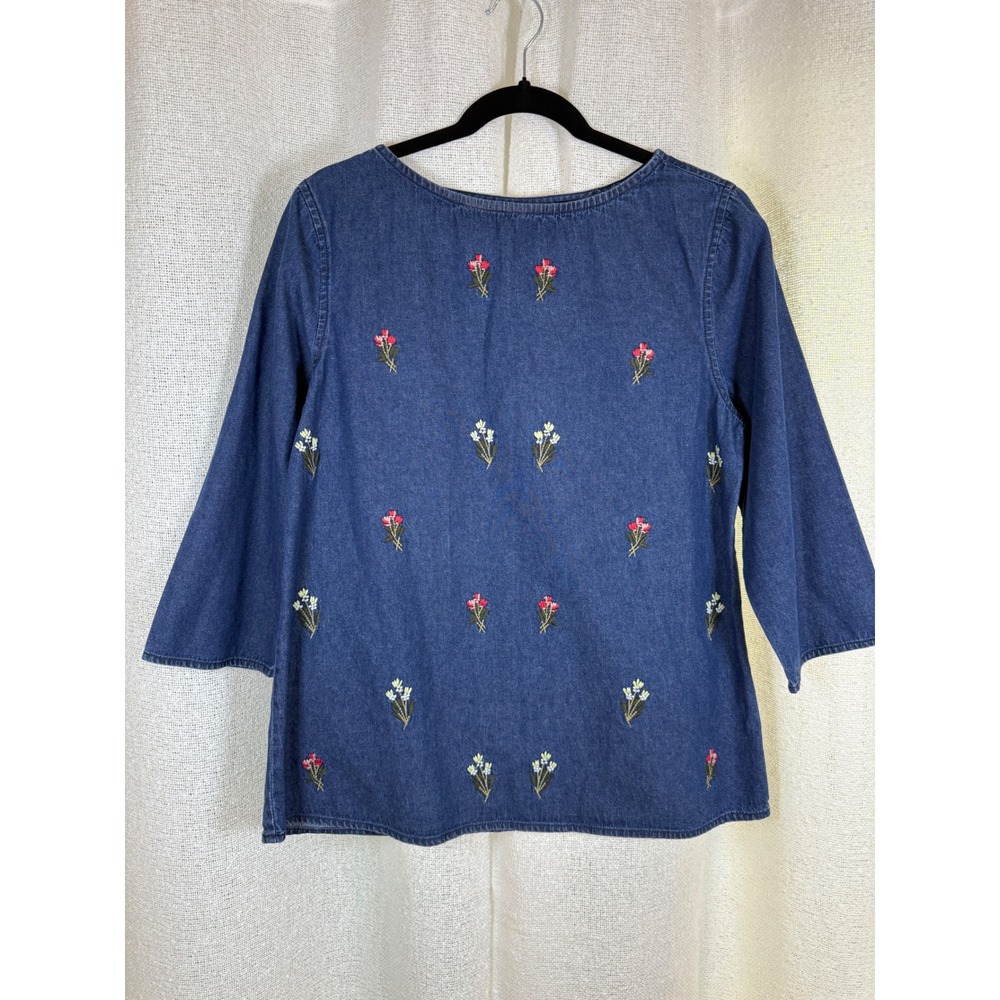 embroidered denim top cottagecore floral minimalist vintage style blouse